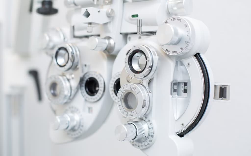 Equipamentos de optometria para exame visual completo